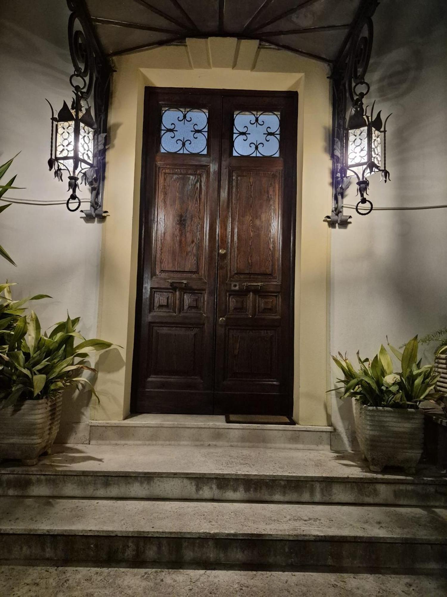 Apartmán Domus Lilium Řím Exteriér fotografie